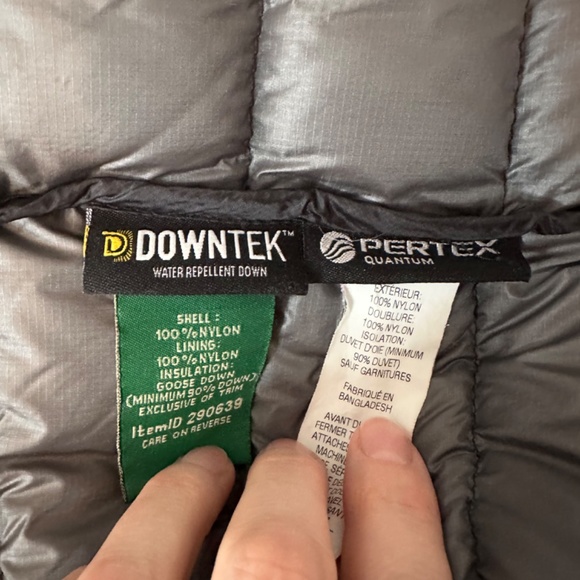 Women's L.L.Bean Black Primaloft Insulated Down Jacket Black Medium Zip - Picture 7 of 7